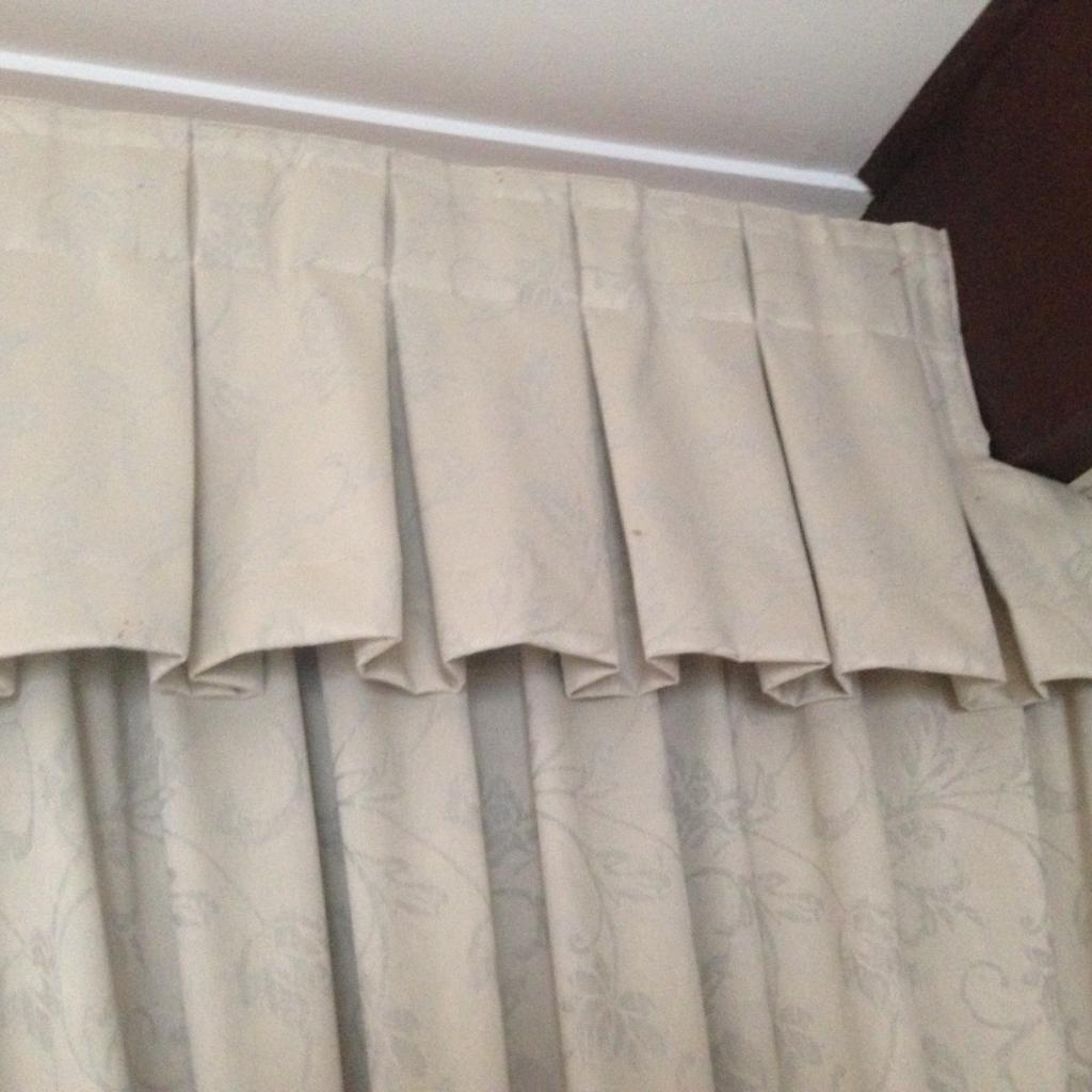 Gallery Curtain Dry Cleaners