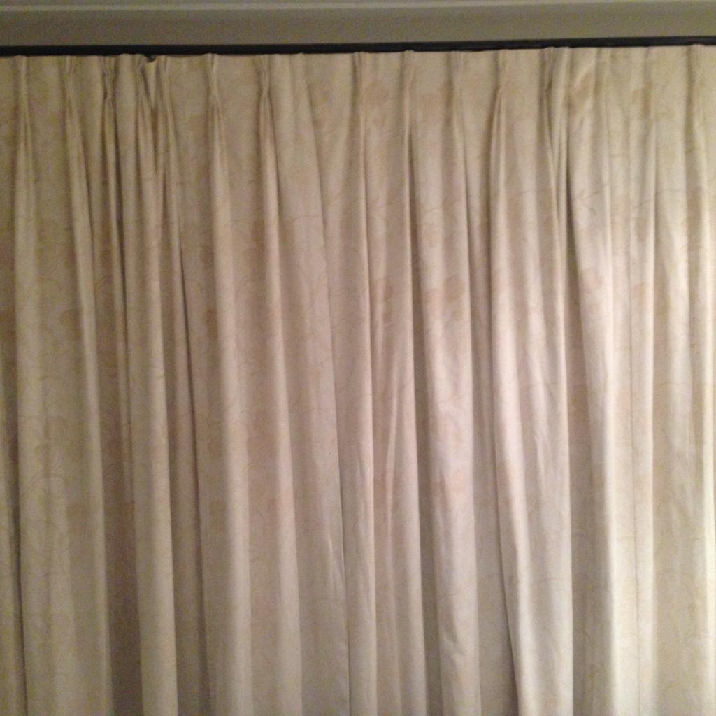 Gallery Curtain Dry Cleaners